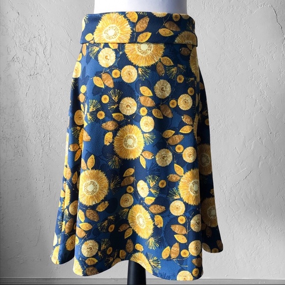 LuLaRoe Dresses & Skirts - LuLaRoe Azure Skirt